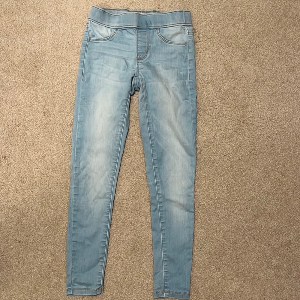 “Like New” Girls SO Pull on jeans